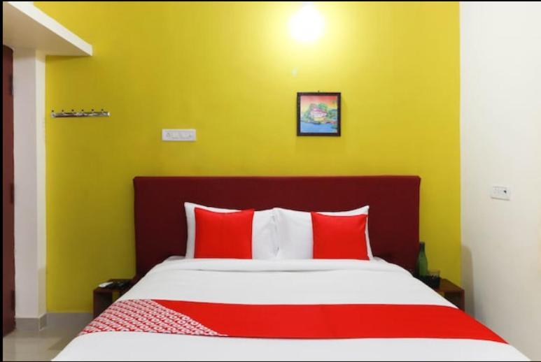 Ganapathi Residency - Oyo Metro 2*