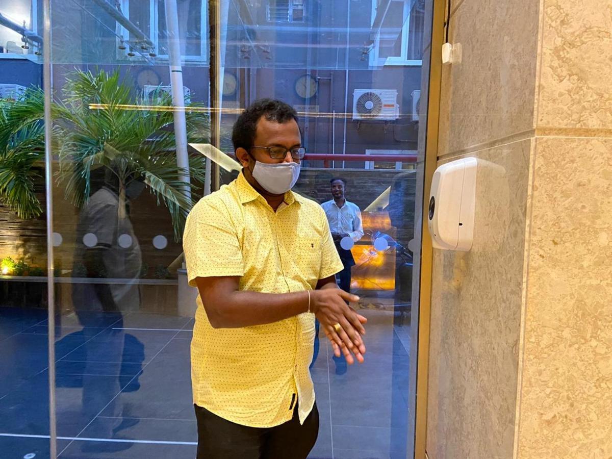 Hotel Urvashi Residency 3*