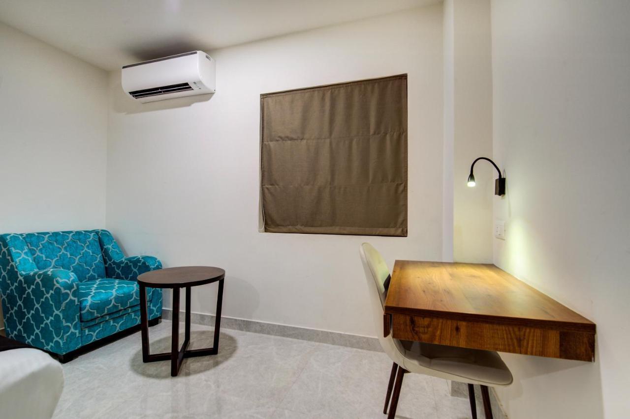 Arunaa Airport Hotel,chennai Hotel 2*