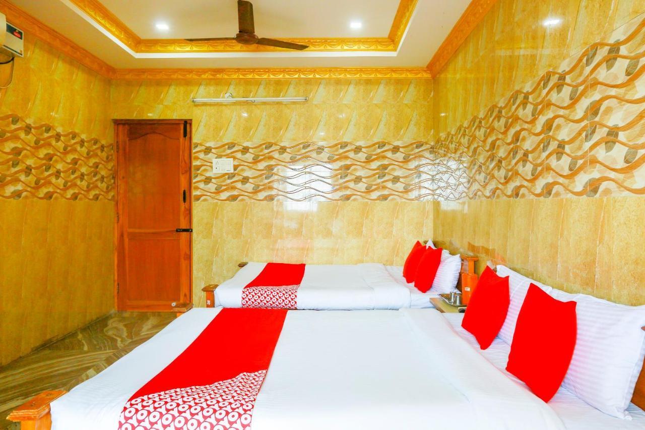 Hotel Oyo 68796 Shanthi Mahal 3*