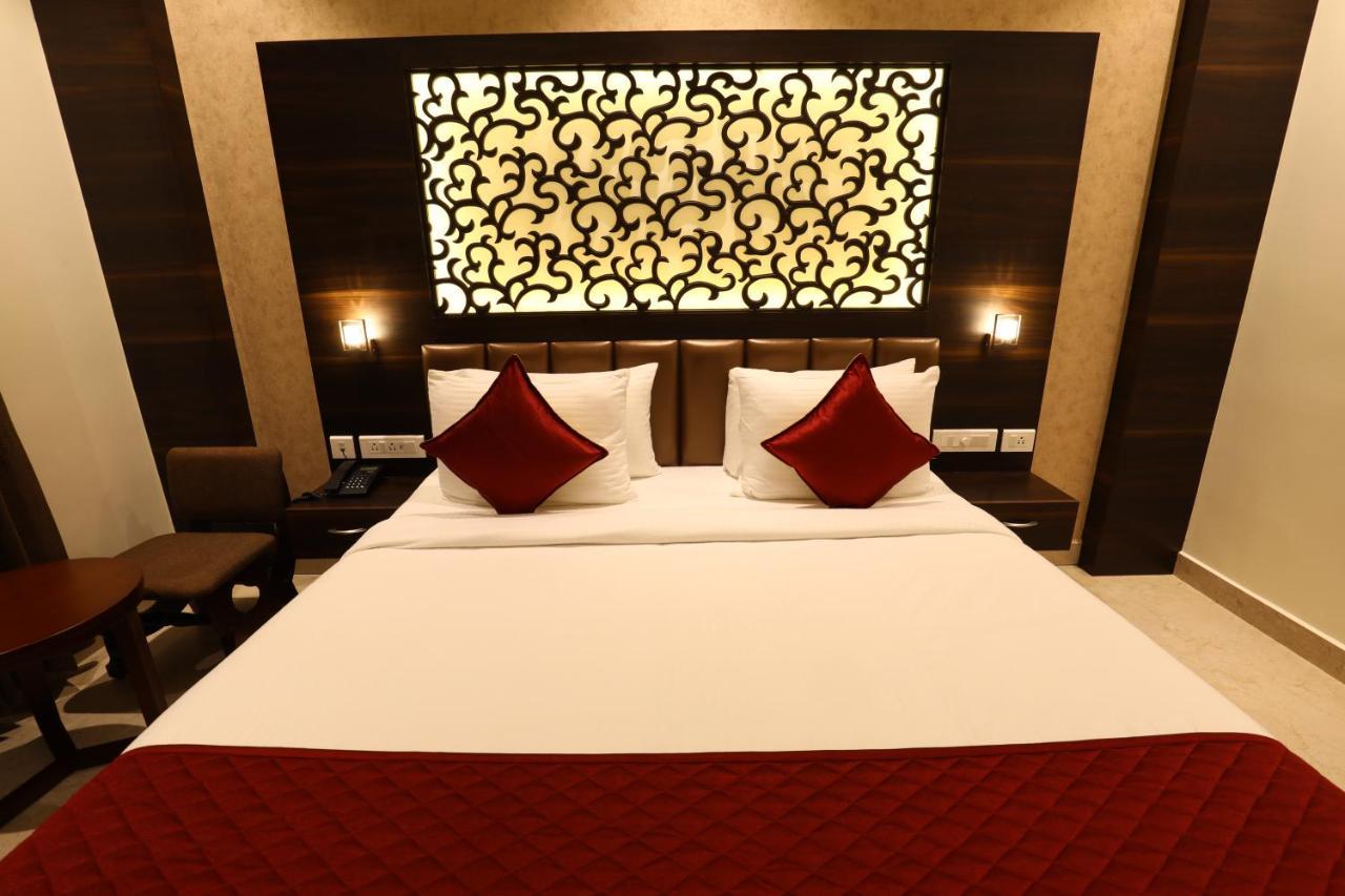 Mayuraa Residency Hotel 3*