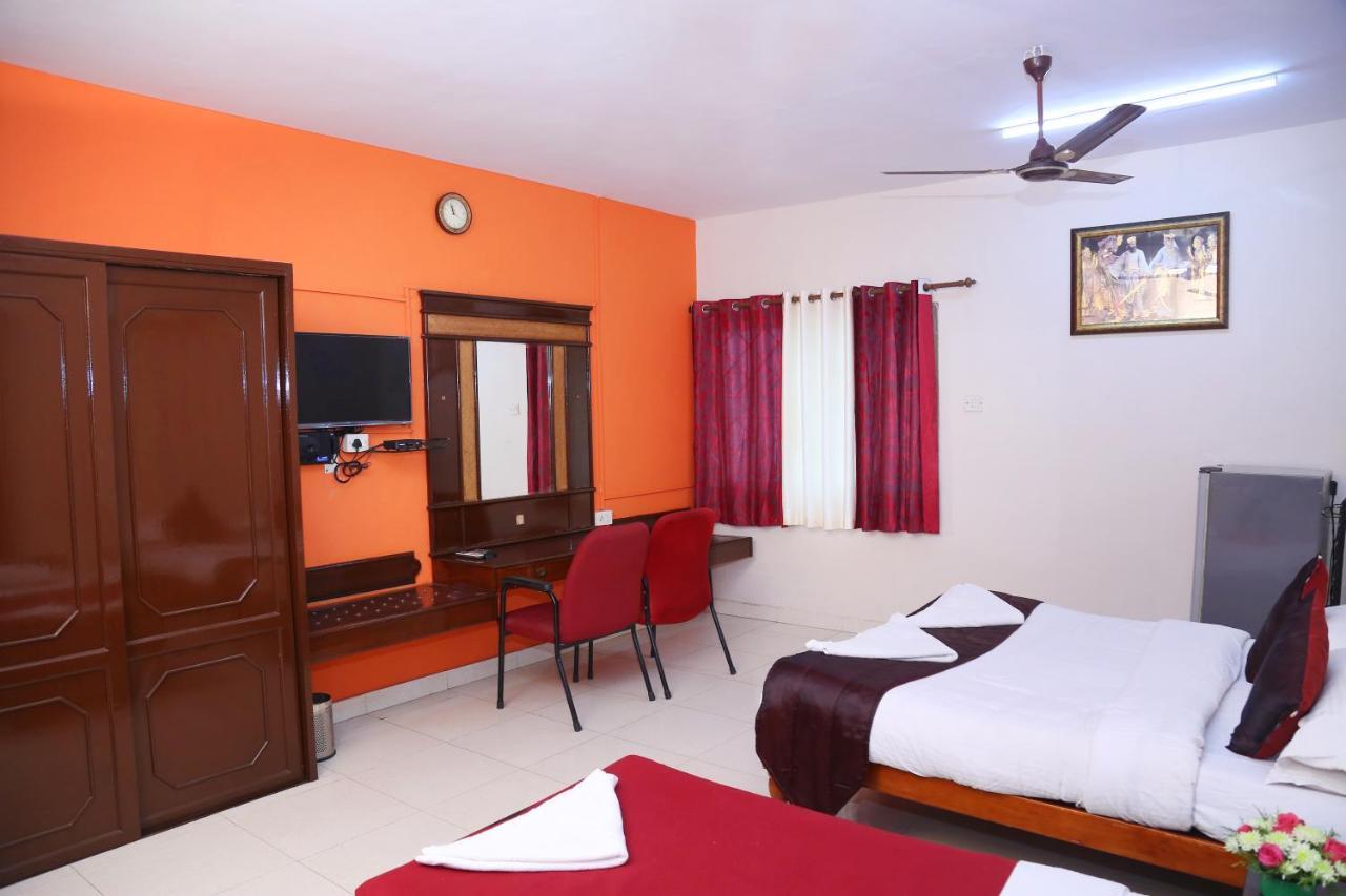 Guest house Daffodils Serviced *