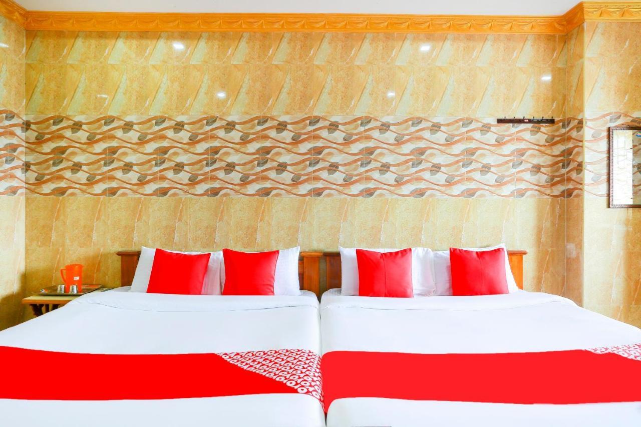 Hotel Oyo 68796 Shanthi Mahal 3*