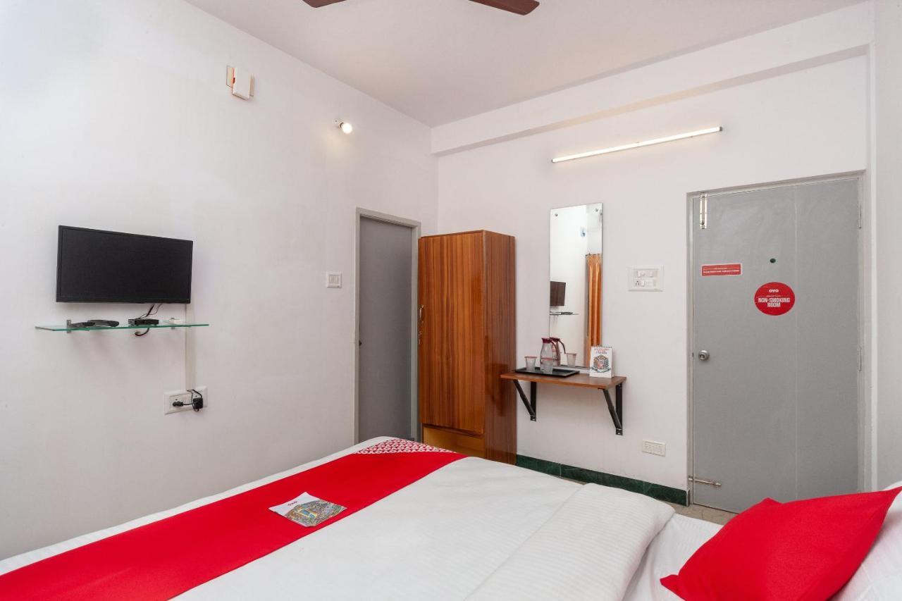 Oyo 18734 Vivin Park Hotel