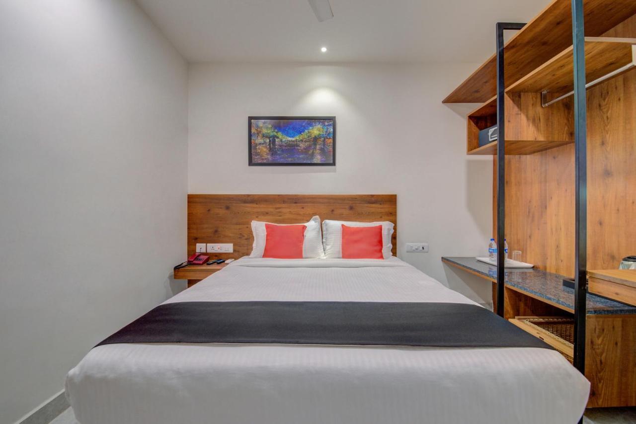 Arunaa Airport Hotel,chennai Hotel 2*