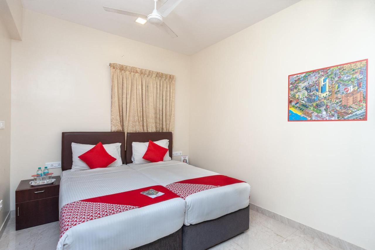 Hotel Capital O 17356 Cute Orange Service 3*