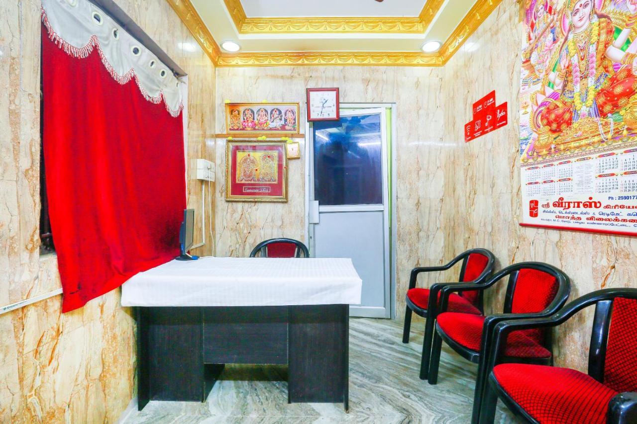 Oyo 68796 Shanthi Mahal Hotel 3*