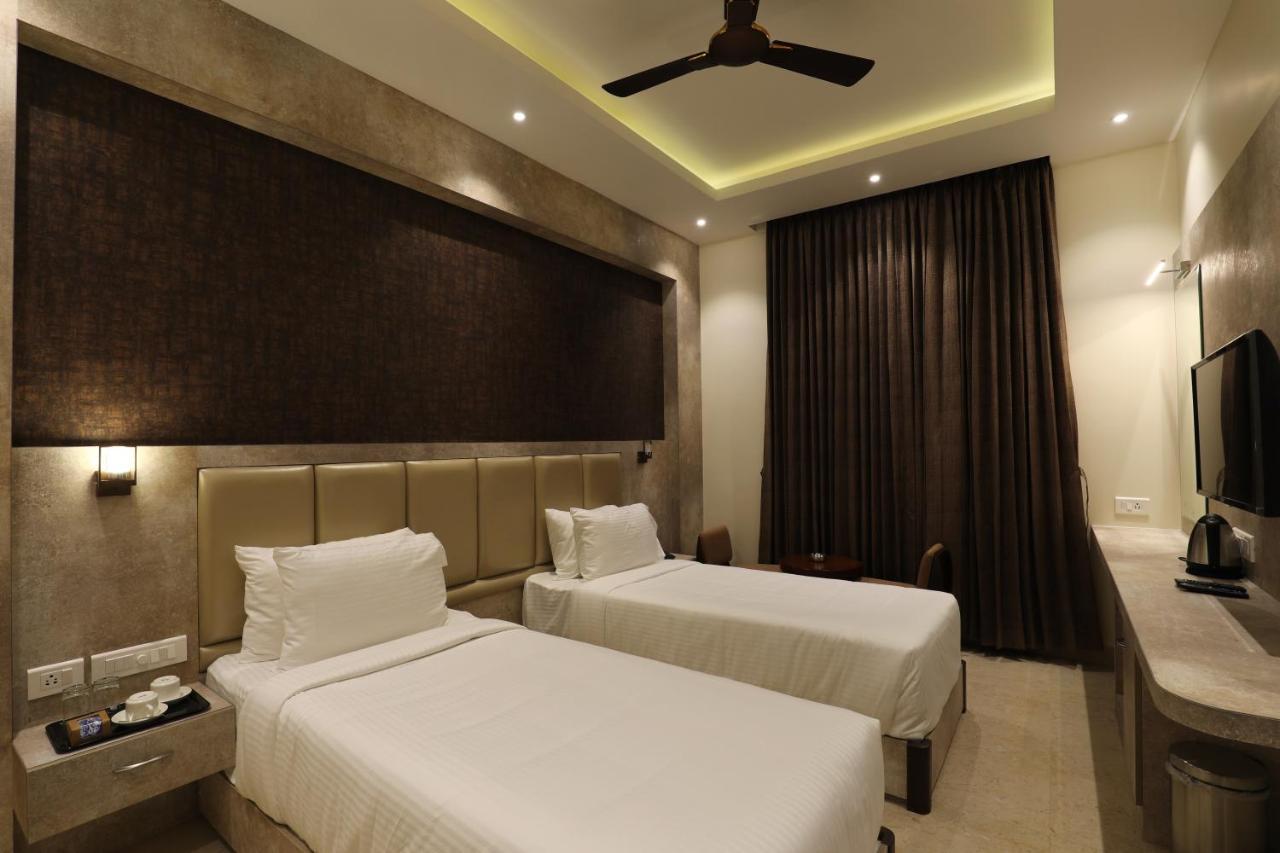 Hotel Mayuraa Residency Chennai