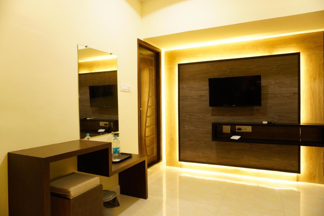 Hotel The Chiraag