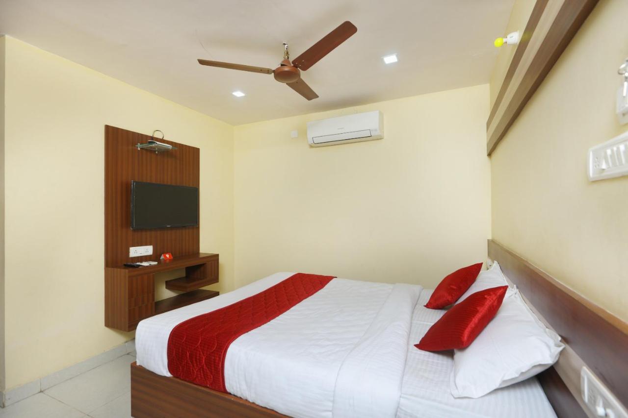 Hotel Oyo 7224 Krishna Prasad Chennai