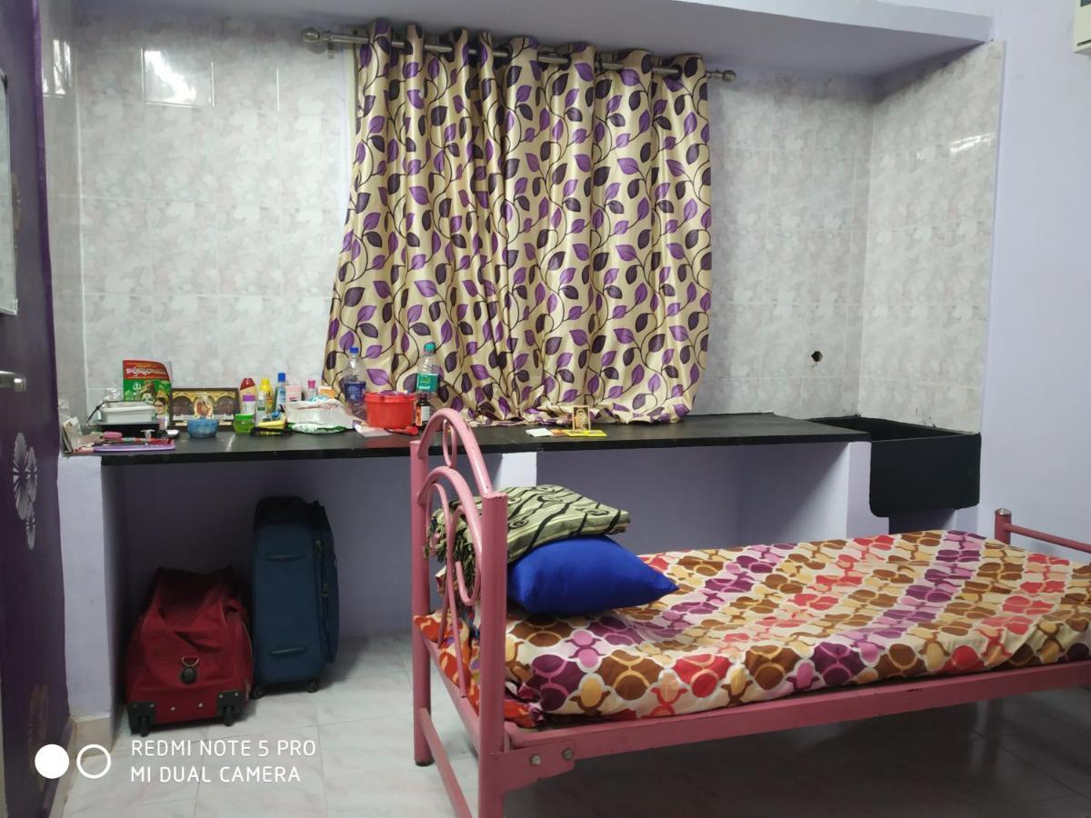 Hostel Easvari Grand Pg For Women - Female Only