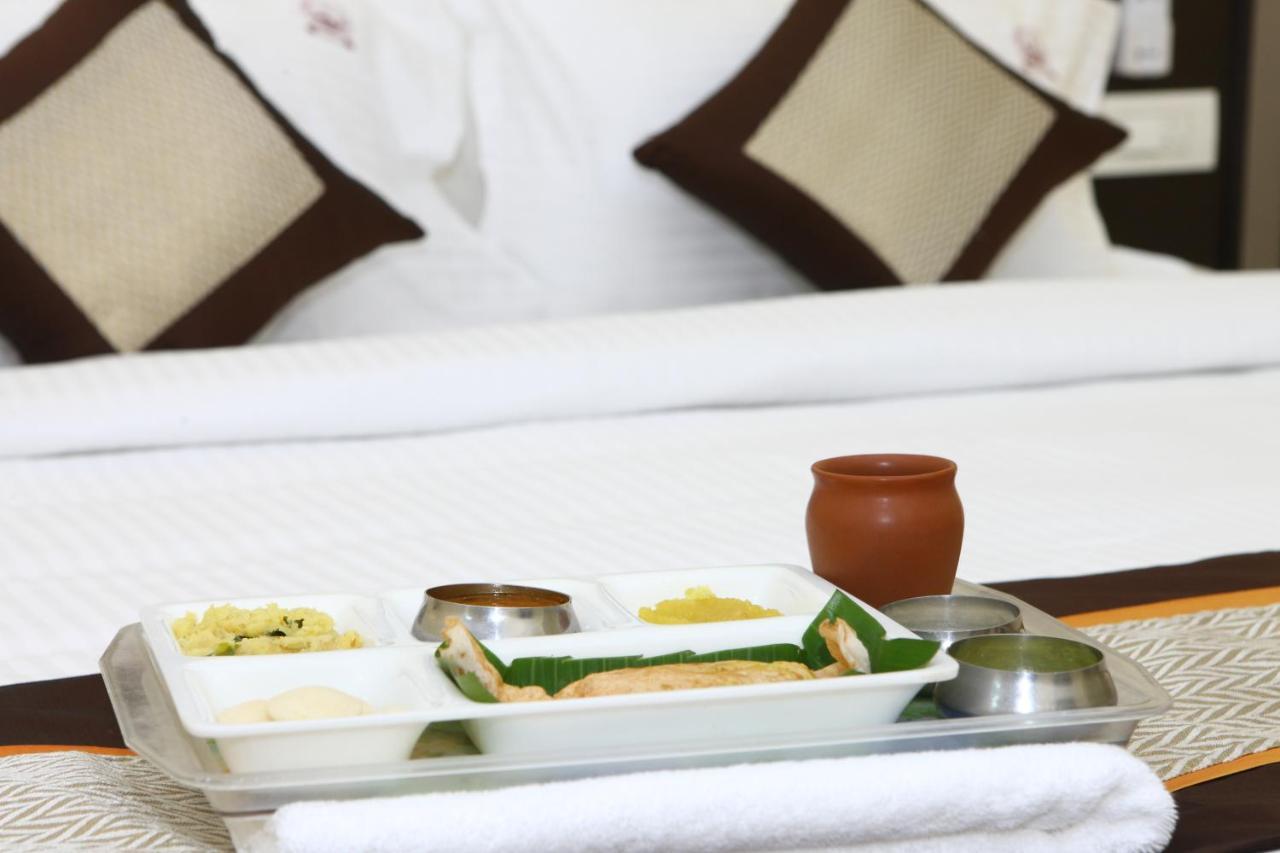 Saibala Transit Hotel 3*