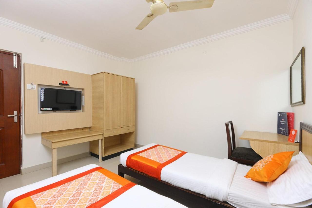 Half Moon Hotel Chennai