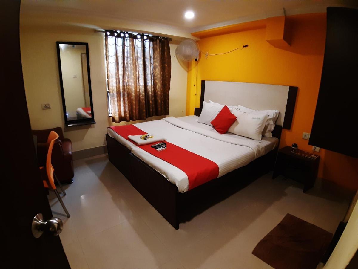 Akash Hotel 2*