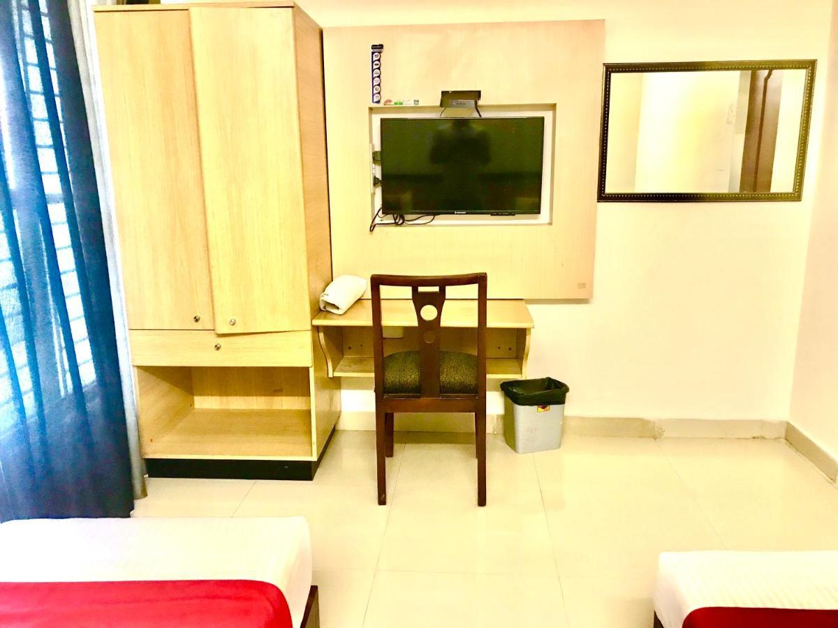 Half Moon Hotel 3*