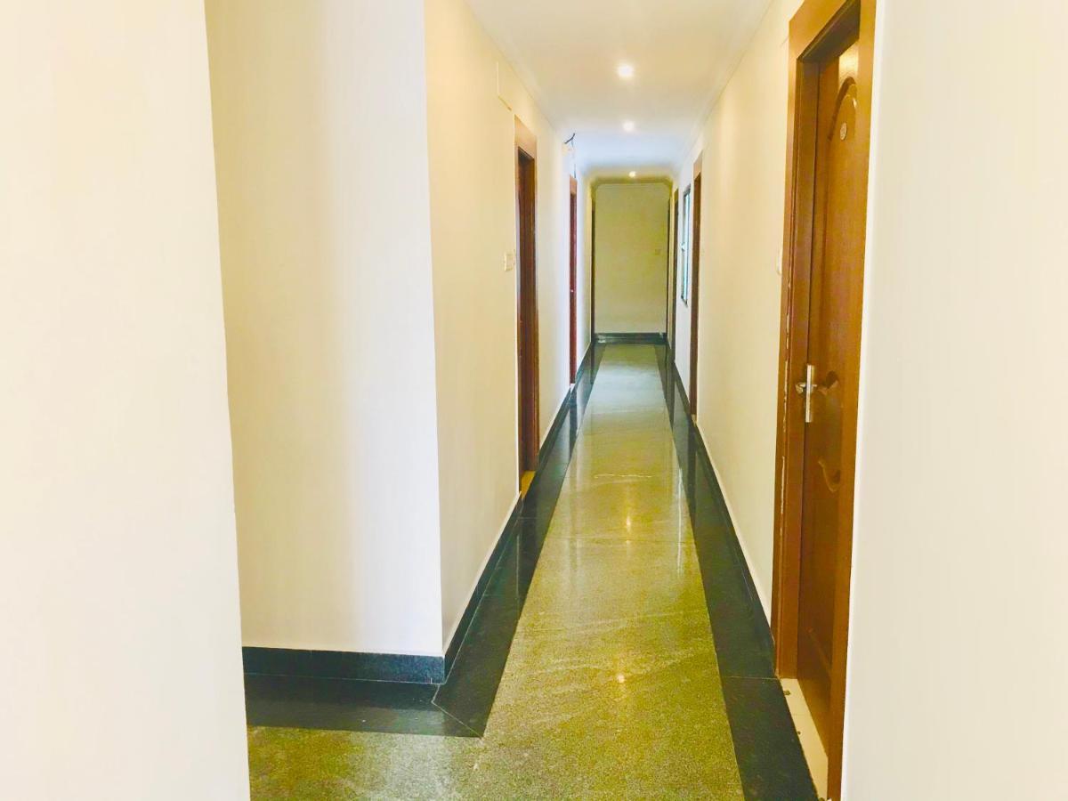 Hotel Half Moon Chennai