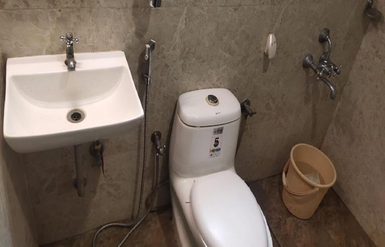 Hotel Grand Gaayatris Chennai