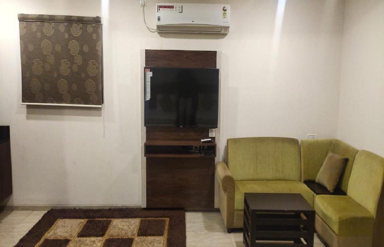 Grand Gaayatris Hotel Chennai