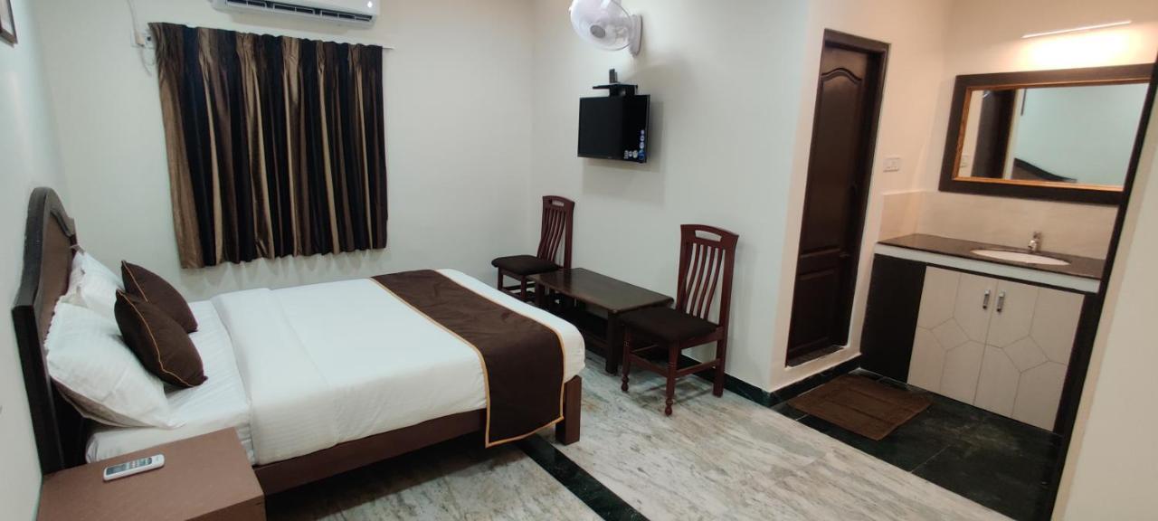 Rmc Travellers Penginapan Chennai