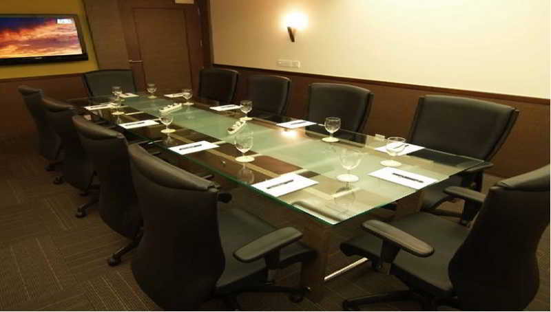 Ramada By Wyndham Egmore Hotel Chennai