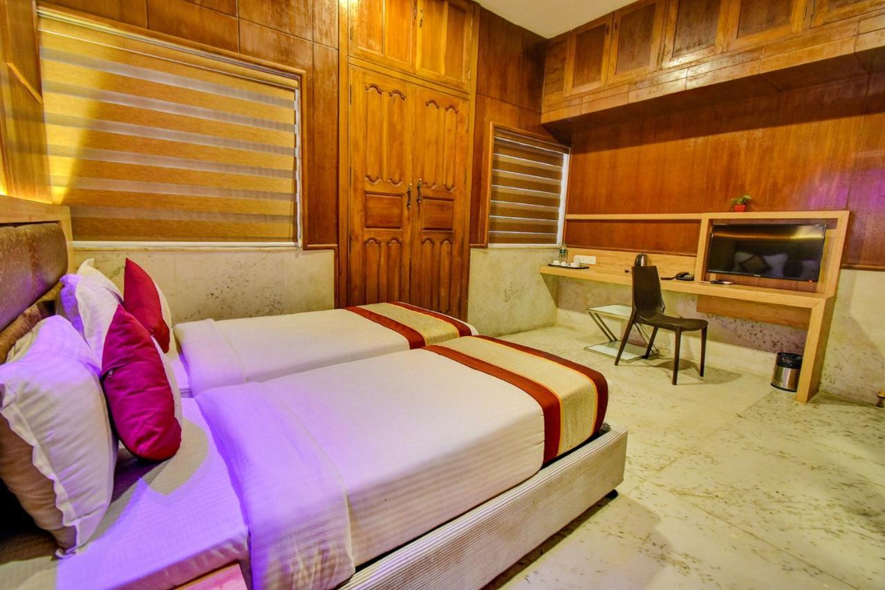 Fabhotel Nestlay Airport - Nr Airport 3*