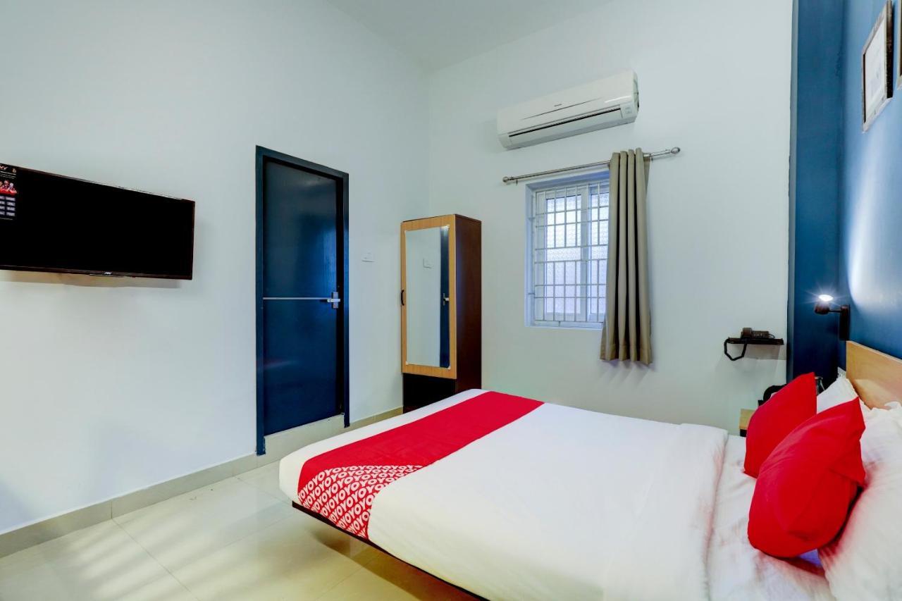 Super Oyo Silverkey Nanganallur Near International Airport