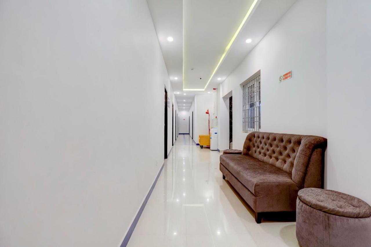 Hotel Super Oyo Silverkey Nanganallur Near International Airport