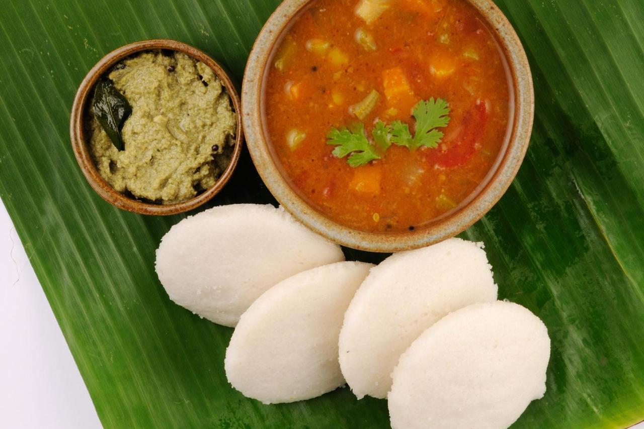 Oyo 7576 Varuna 2* Chennai