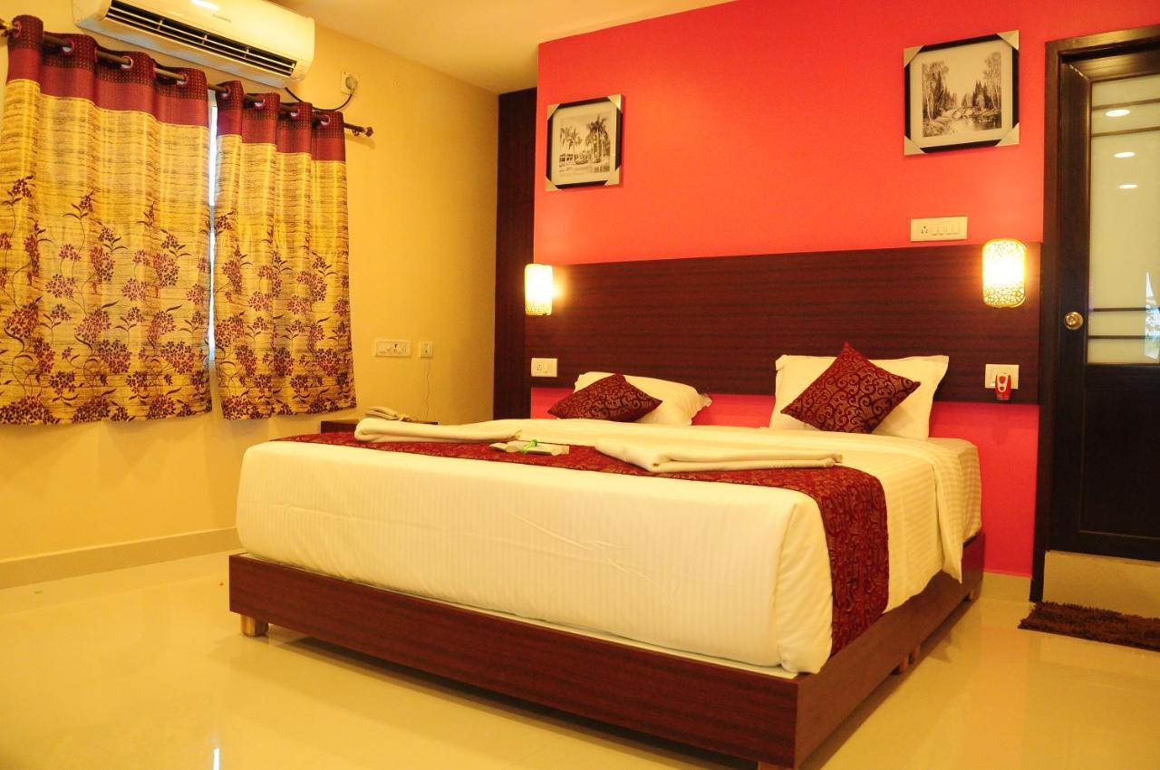 Hotel Raaj Mangalam