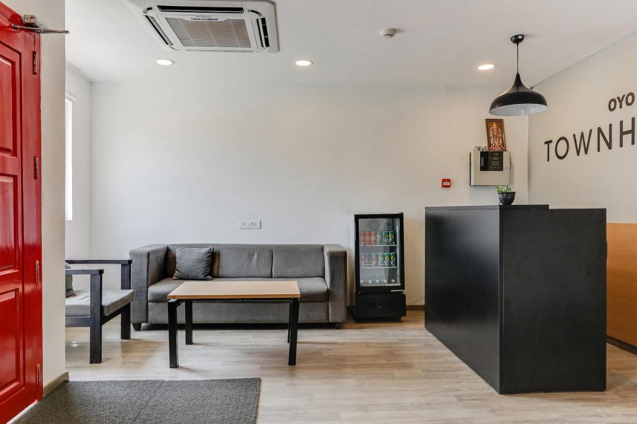 Hotel Oyo Townhouse 76768 The Bluebay Ecr Chennai