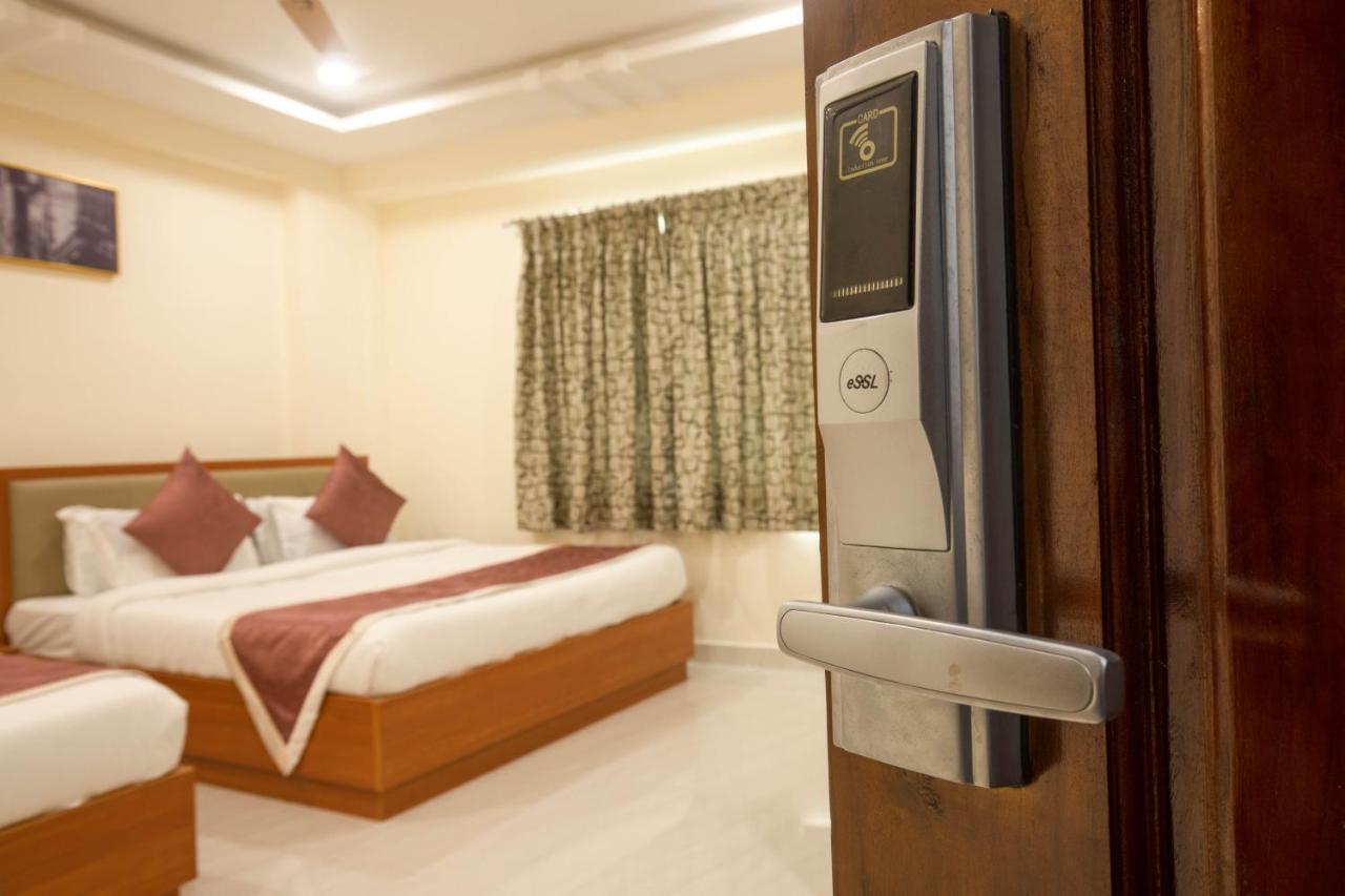 Grand Galaxy Hotel 3*