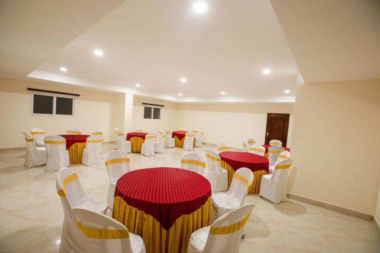Grand Galaxy Hotel 3*