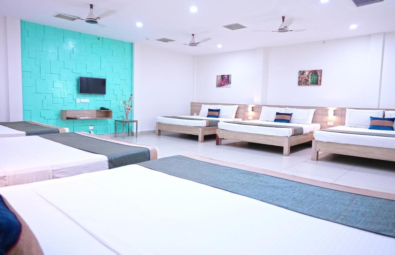 Hotel M