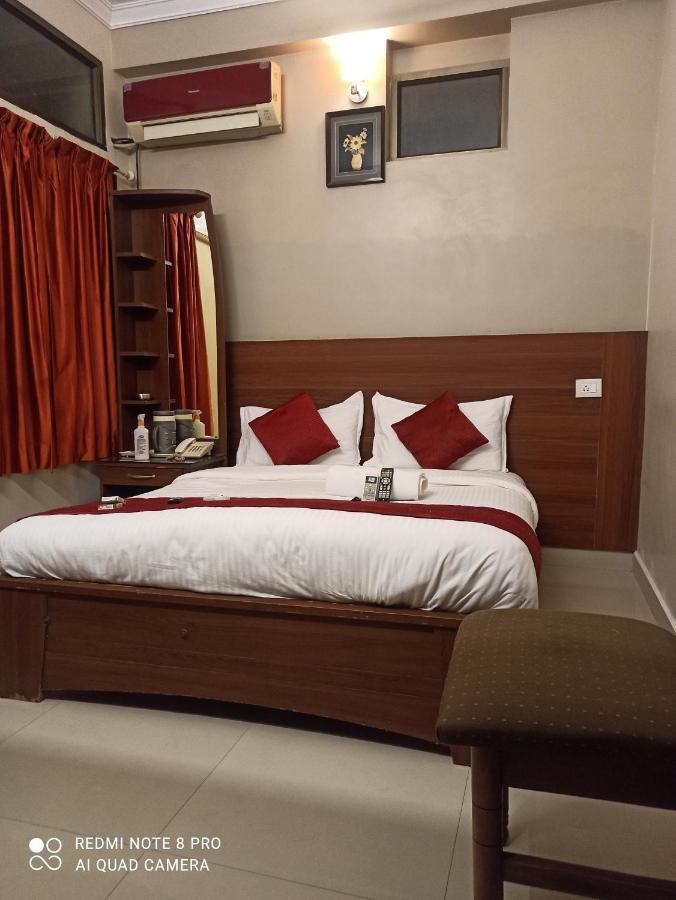 I-way Residency Perungudi Hotel