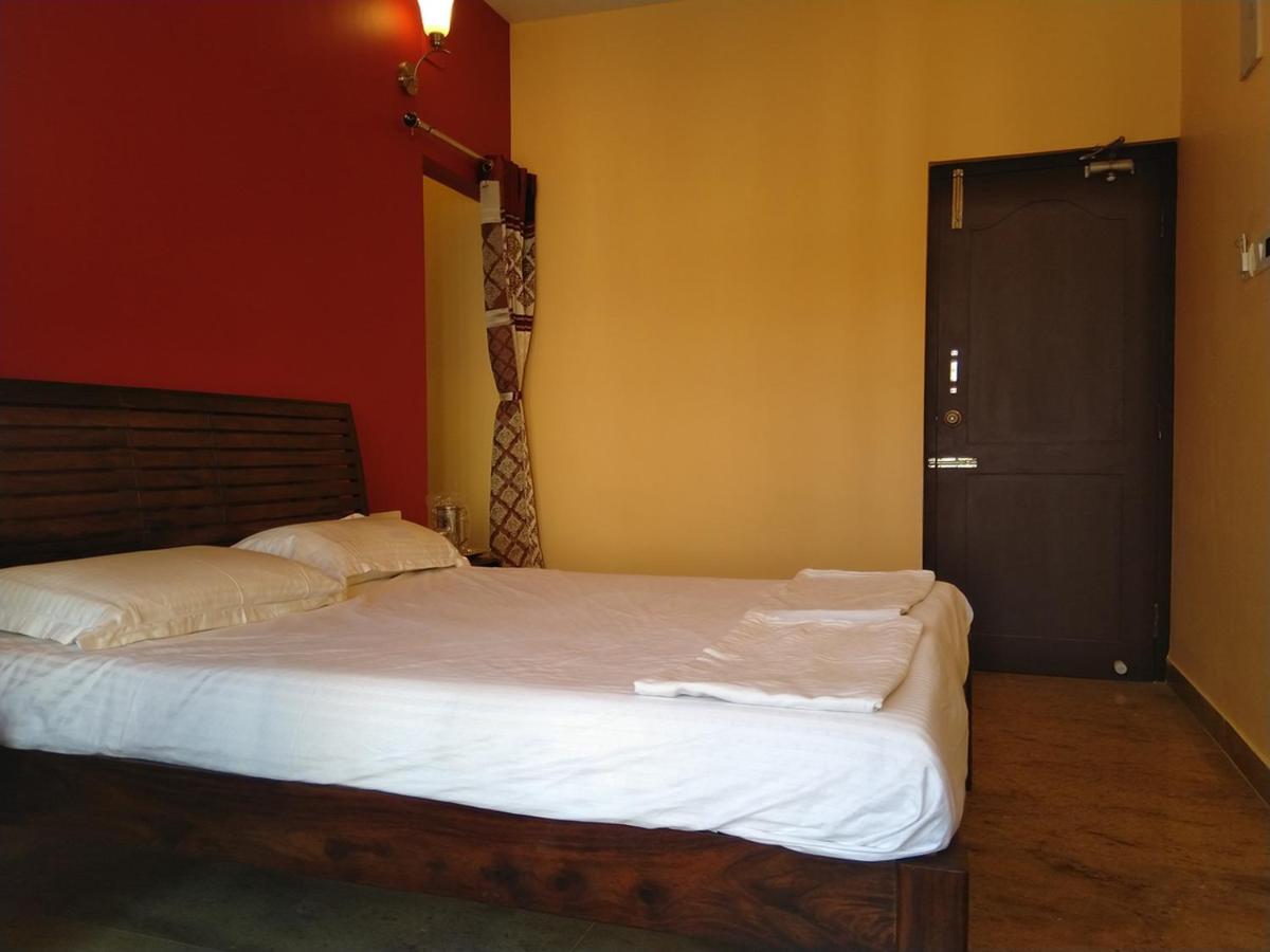 Chandru De Hotel 3*