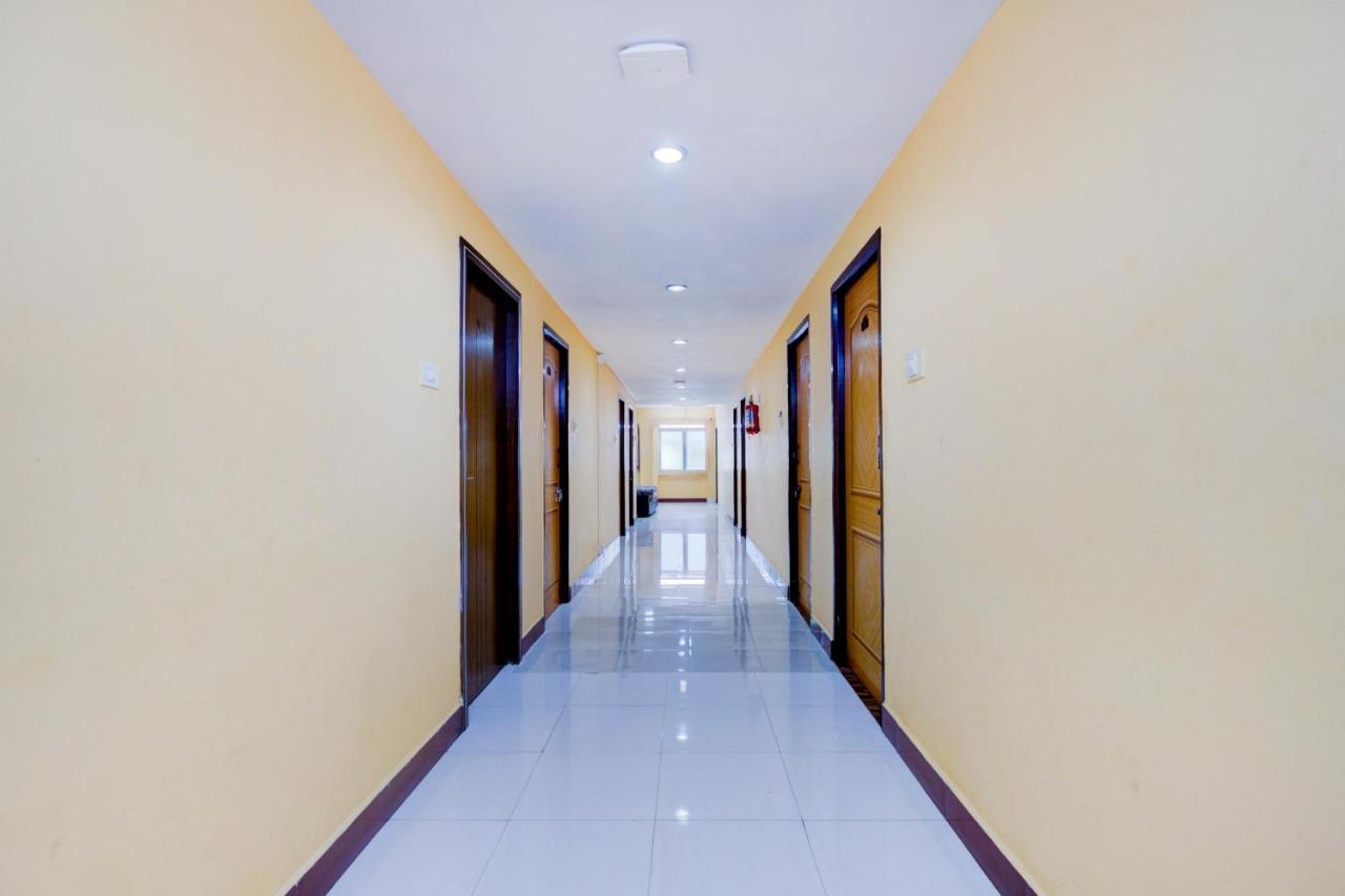 Oyo Flagship Amutha Residency Chennai