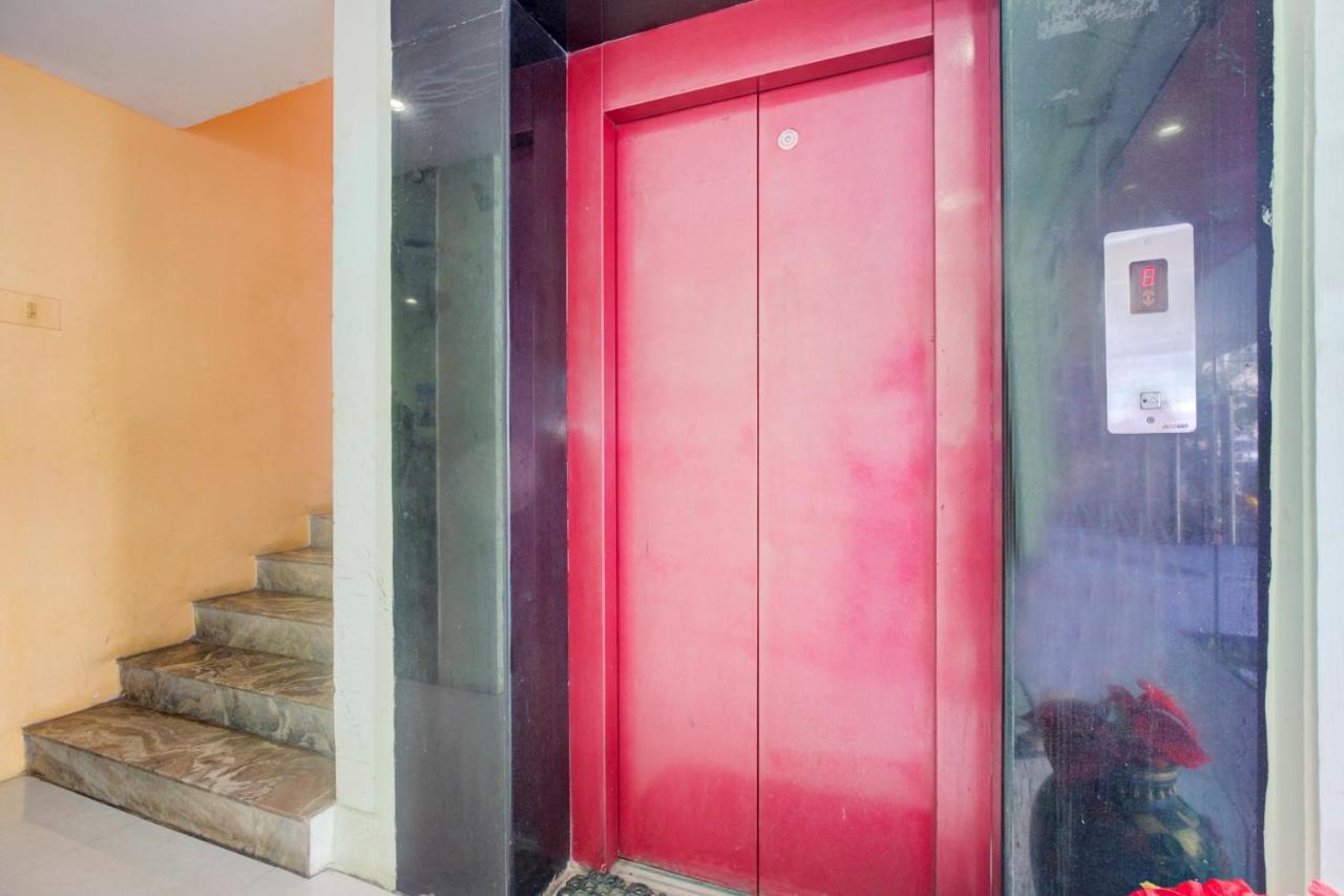 Hotel Oyo Flagship Amutha Residency 3*