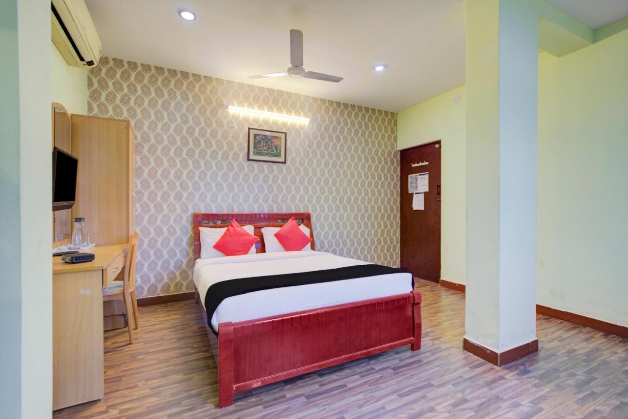 Oyo Flagship Amutha Residency Hotel
