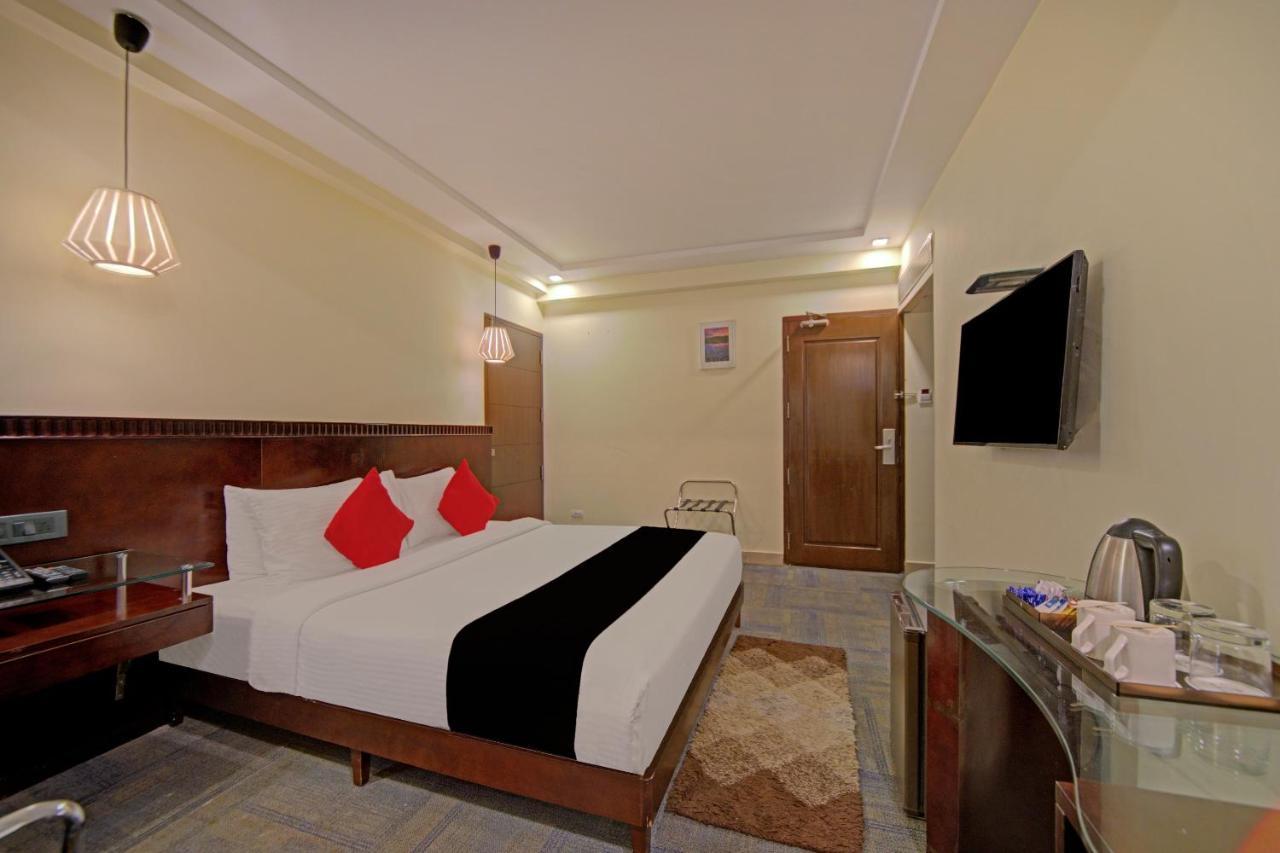Townhouse 515 Iris T Nagar Near Shri Ayyappan Temple 3*