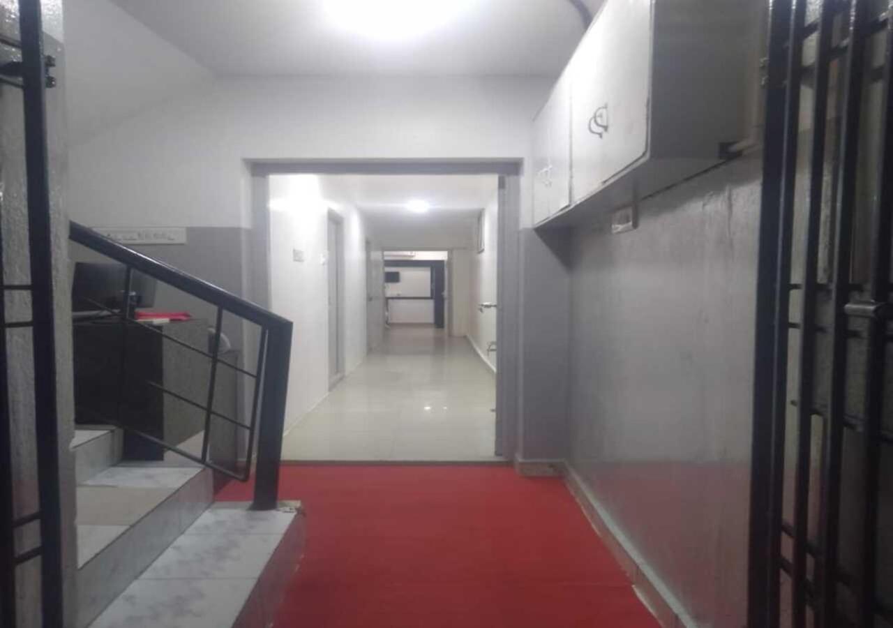 Hotel Plaza Vadapalani 2*
