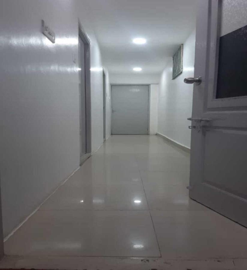 Plaza Vadapalani 2*