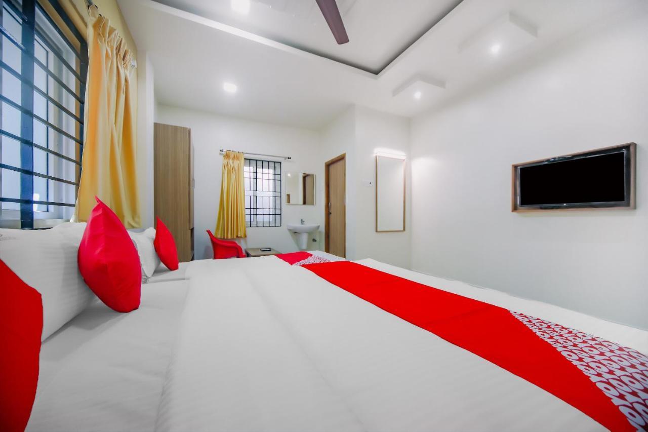 Hotel Oyo 78272 Durga Residency 3*