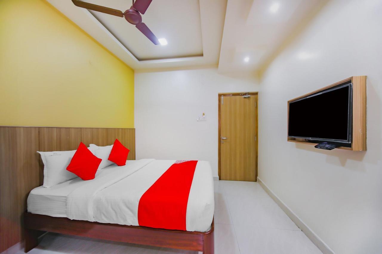 Hotel Oyo 78272 Durga Residency 3*