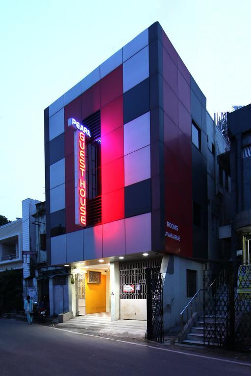 Pearl Rumah tetamu 2*