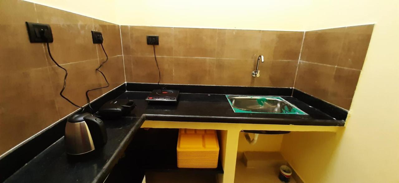 Kans One Bed & Breakfast Chennai
