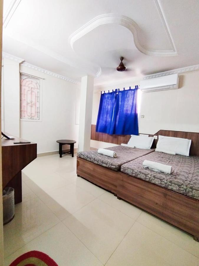 Ganesh Eshi'S Guest House Hotel 3*