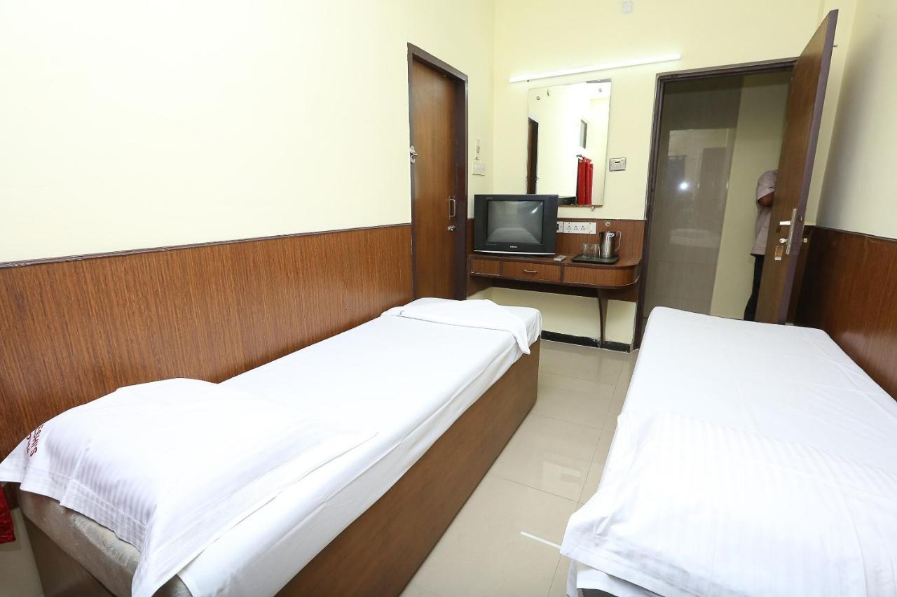 Ganesh Eshi'S Guest House 3* Chennai
