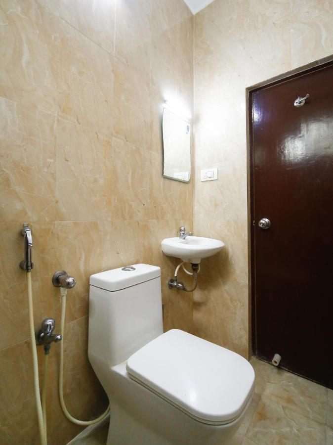 Pleasant Stays - Near Airport Hotel 2*