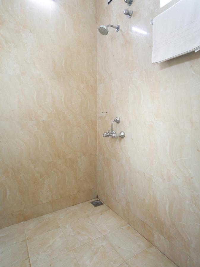 Pleasant Stays - Near Airport Hotel 2*