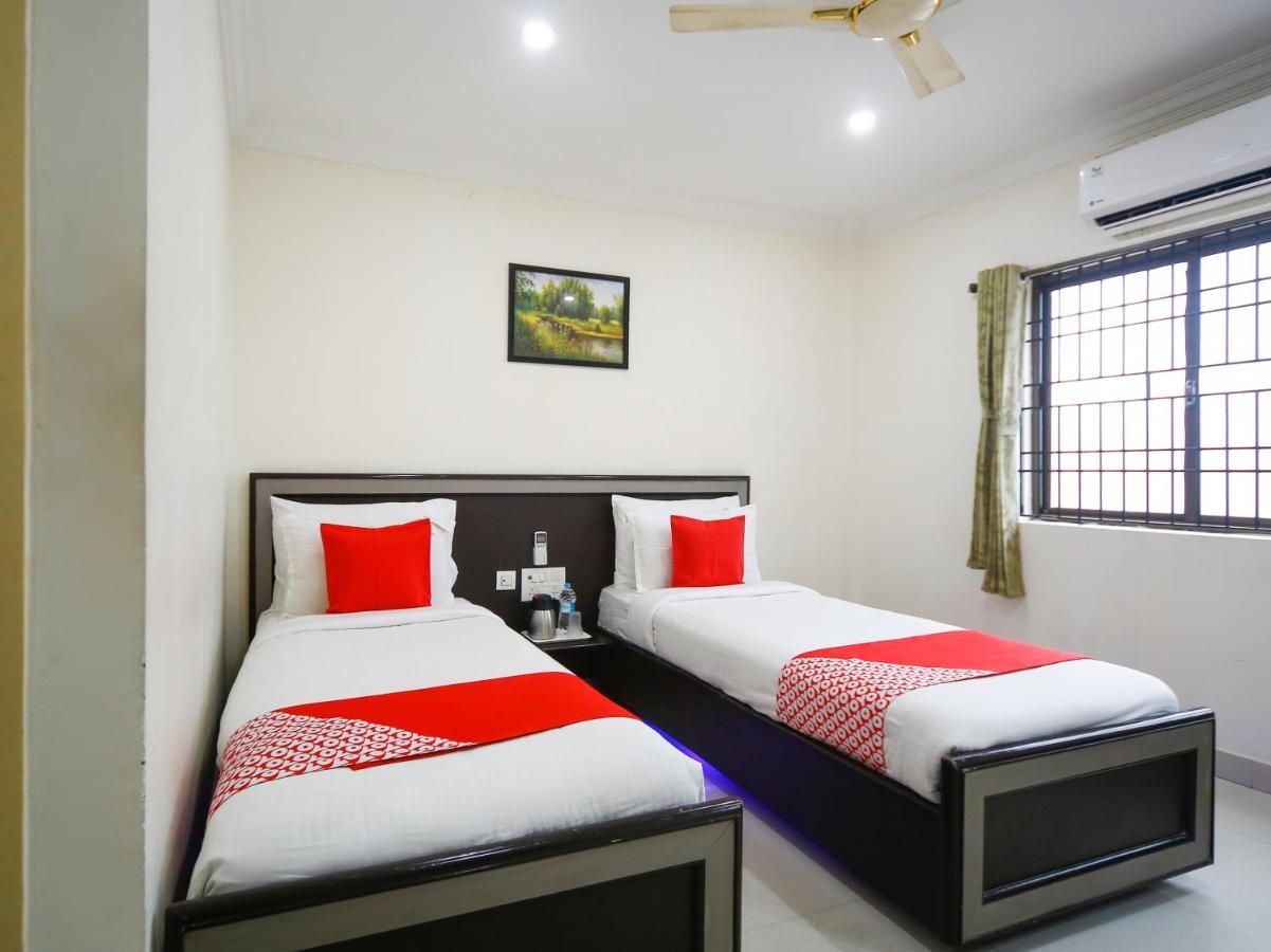 Hotel Pleasant Stays - Near Airport Chennai
